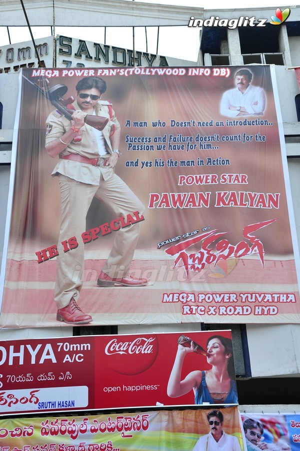 'Gabbar Singh' Theatre Coverage