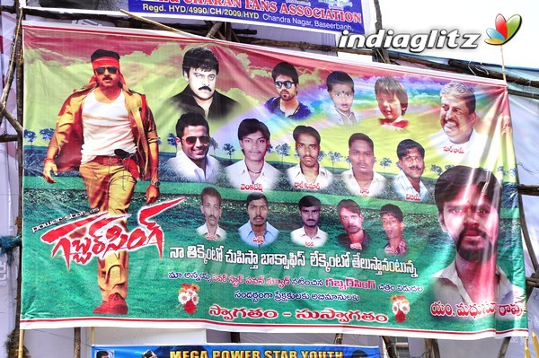 'Gabbar Singh' Theatre Coverage