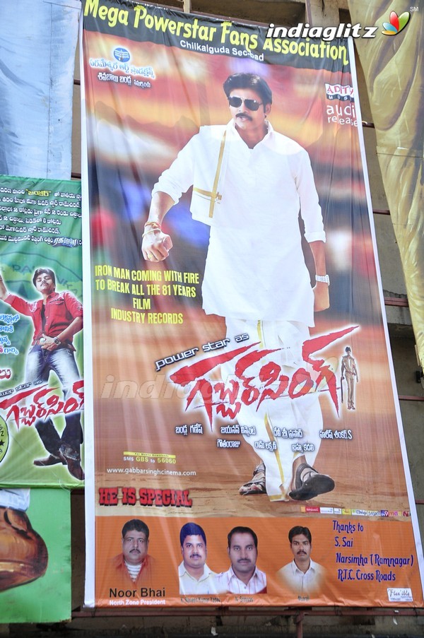 'Gabbar Singh' Theatre Coverage