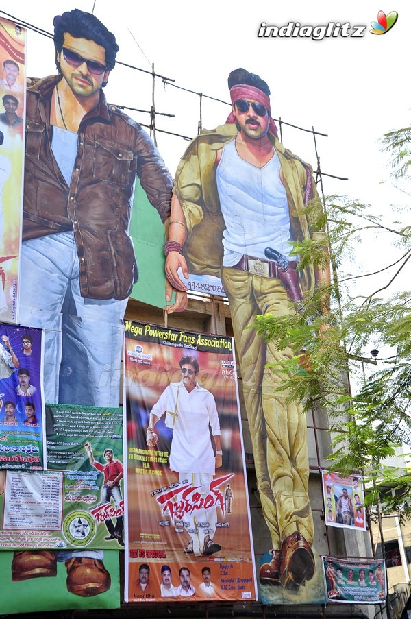 'Gabbar Singh' Theatre Coverage