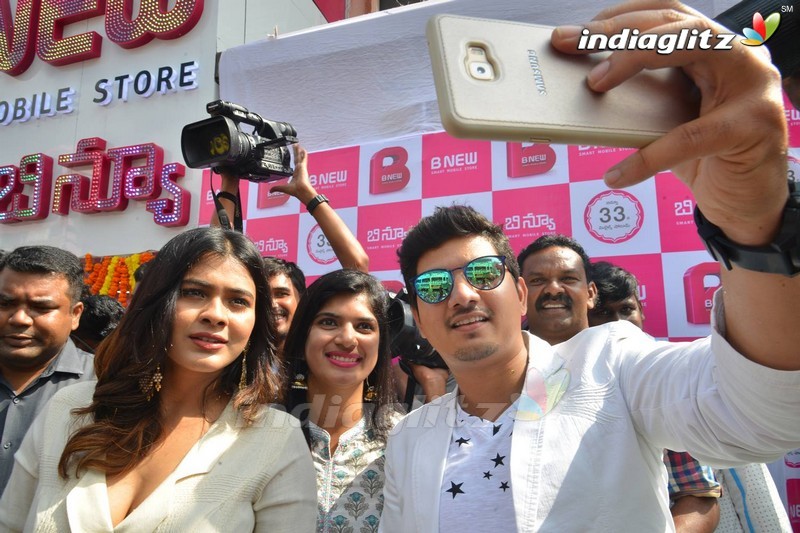 Hebah Patel Launches B New Mobile Store @ Tenali