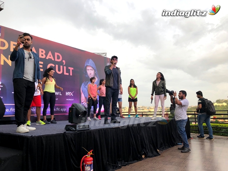 Hrithik Roshan Promotes Fitness At Inorbit Mall