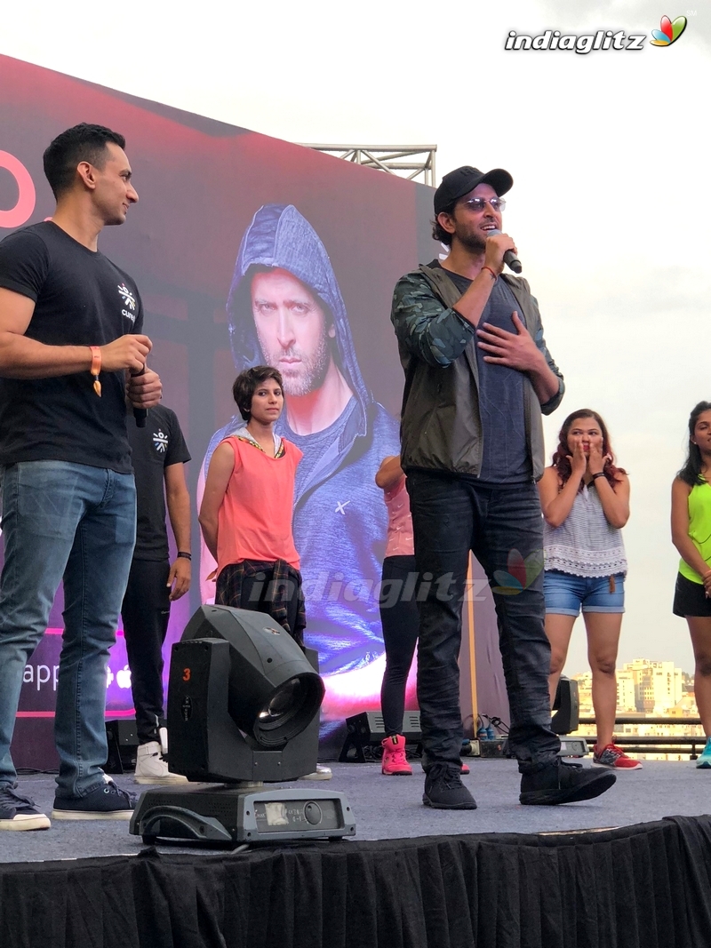 Hrithik Roshan Promotes Fitness At Inorbit Mall