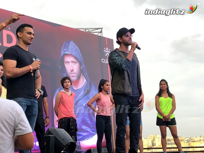 Hrithik Roshan Promotes Fitness At Inorbit Mall