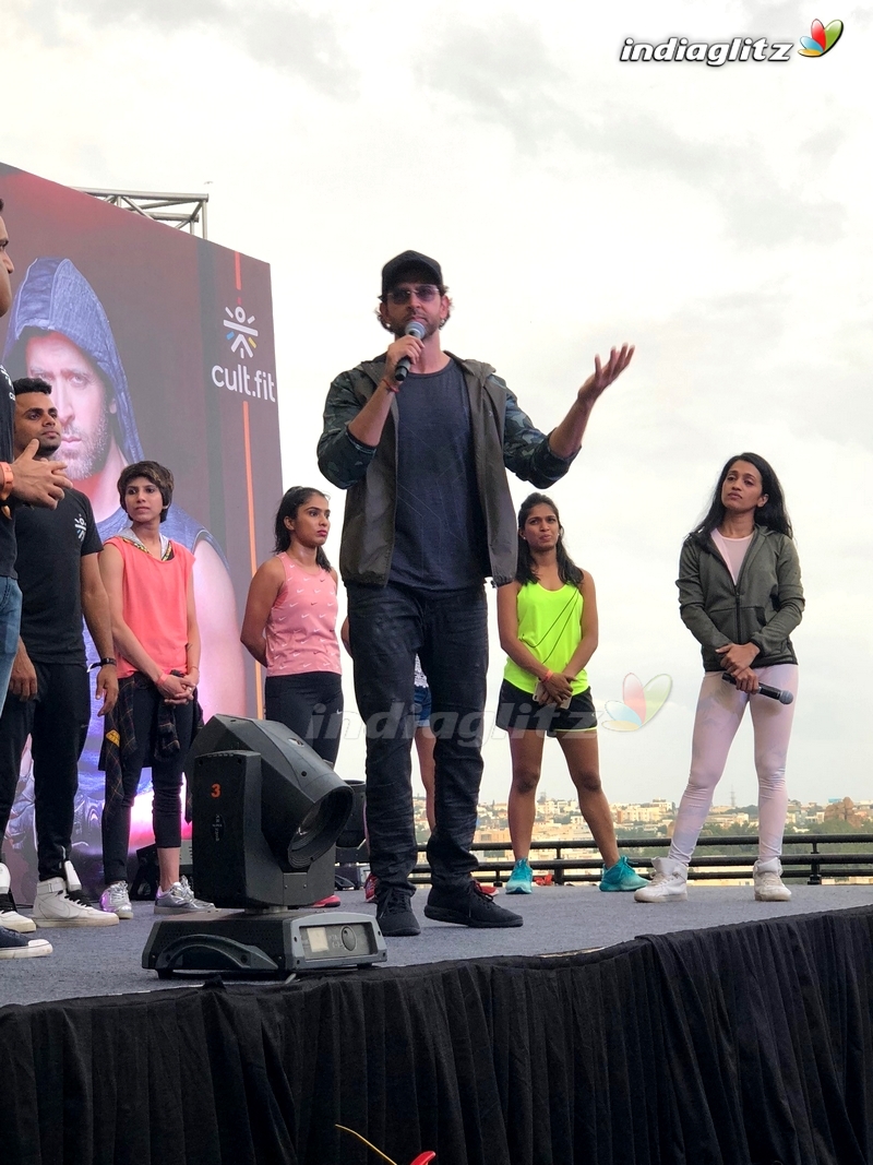 Hrithik Roshan Promotes Fitness At Inorbit Mall