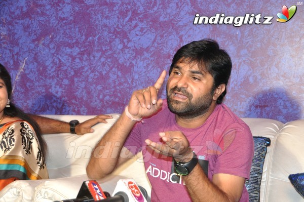 'Hyderabad Love Story' Press Meet