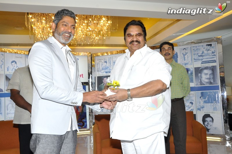 Jagapathi Babu Launches Click Cine Cart