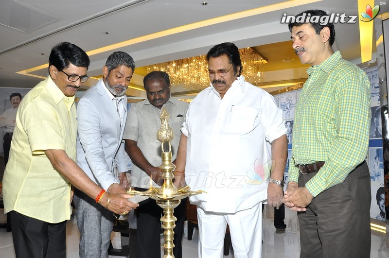 Jagapathi Babu Launches Click Cine Cart