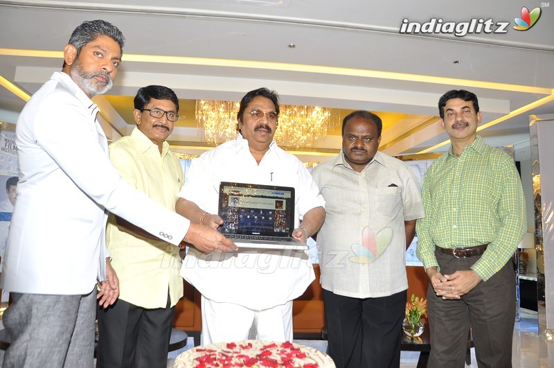 Jagapathi Babu Launches Click Cine Cart