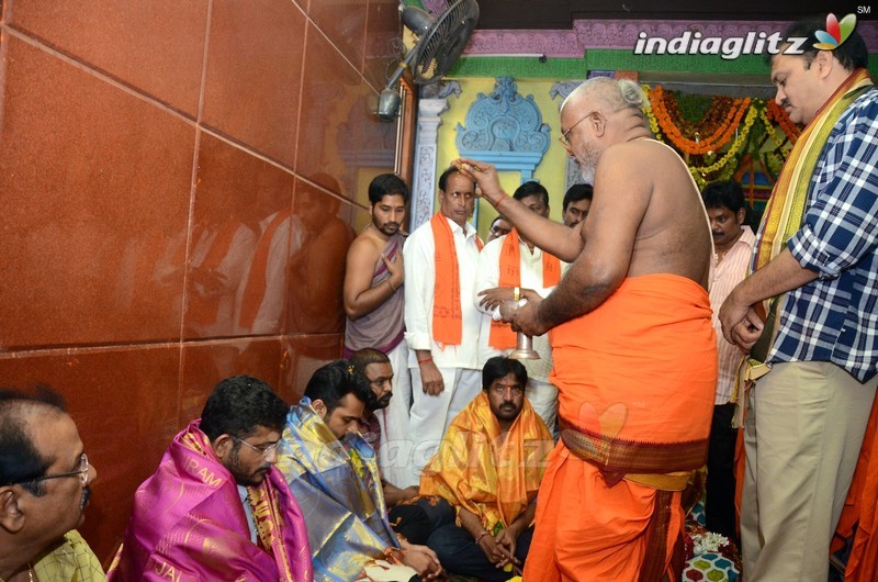 'Jawaan' Team @ Dwaraka Tirumala & Maddi Anjaneya Swamy Temple