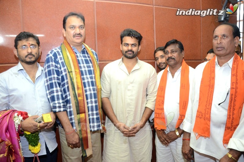 'Jawaan' Team @ Dwaraka Tirumala & Maddi Anjaneya Swamy Temple