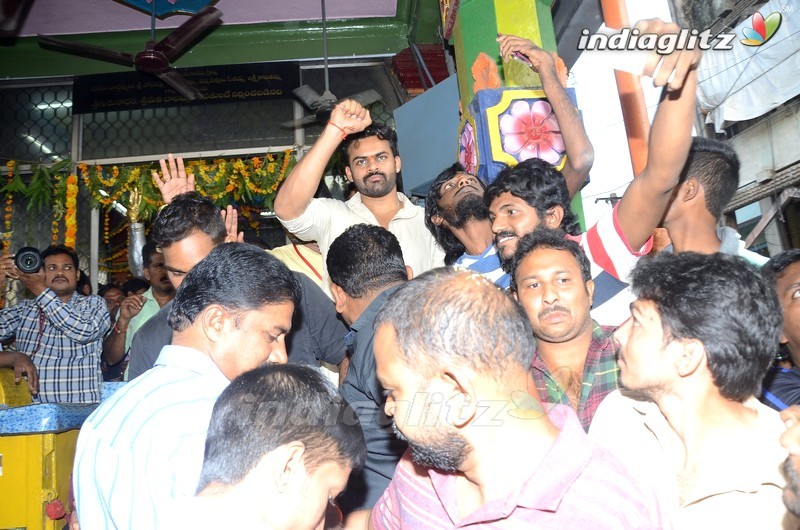 'Jawaan' Team @ Kanaka Durga Temple in Vijayawada & Shri Anjaneya Swamy Temple in Hanuman Junction