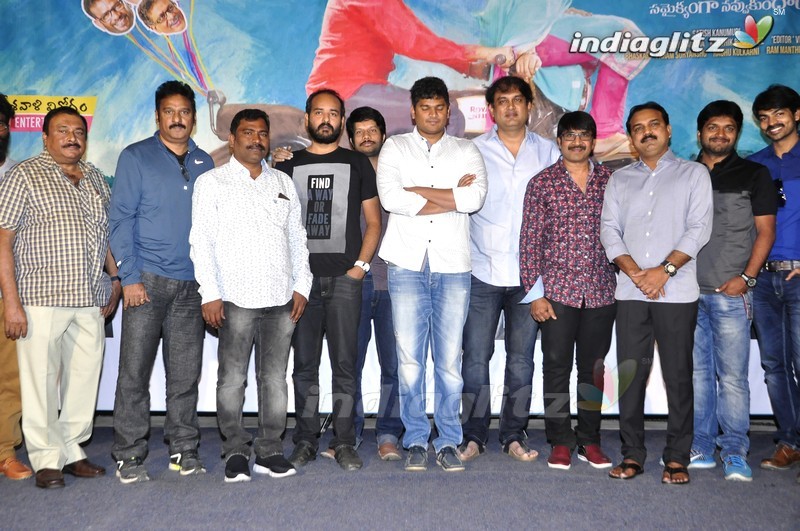 'Jayammu Nischayammura' Trailer Launch