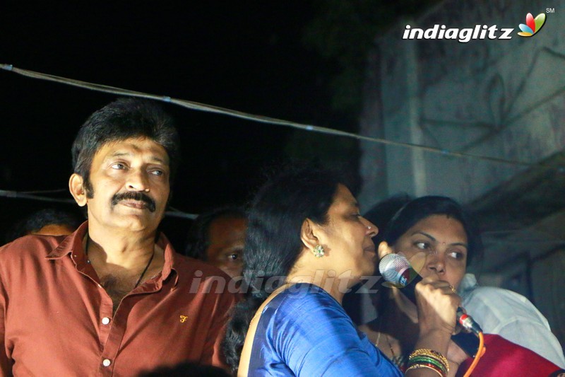 Jeevitha Rajasekhar Campaigning for Ysrcp at Tanuku , Venkatarayapuram