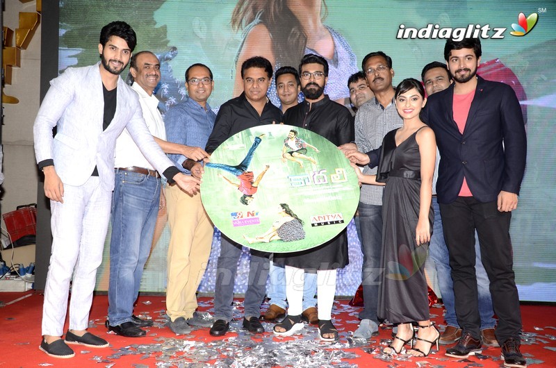 'Kaadhali' Audio Launch