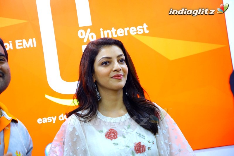 Kajal Agarwal Launches Happi Mobiles @ Karimnagar