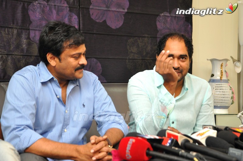 Chiranjeevi Congratulates 'Kanche' Team