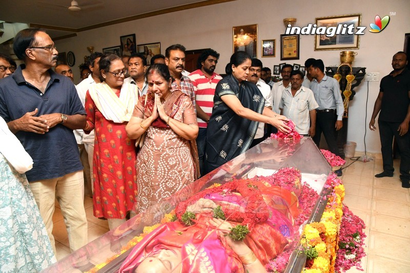 KCR and Other Political Leaders Pay Last Respects to Vijaya Nirmala