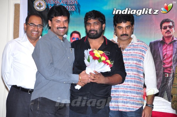 'Ketugadu' Platinum Disc