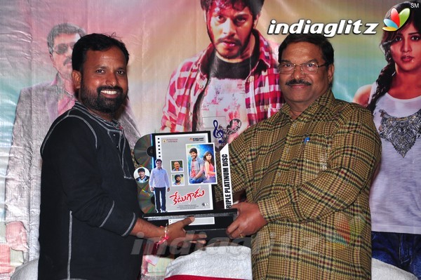 'Ketugadu' Platinum Disc