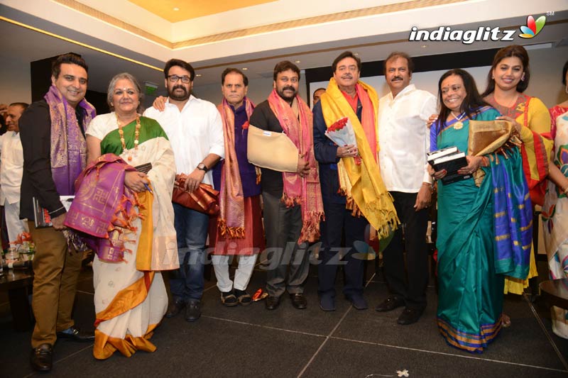 Celebs @  Khamosh Book Launch