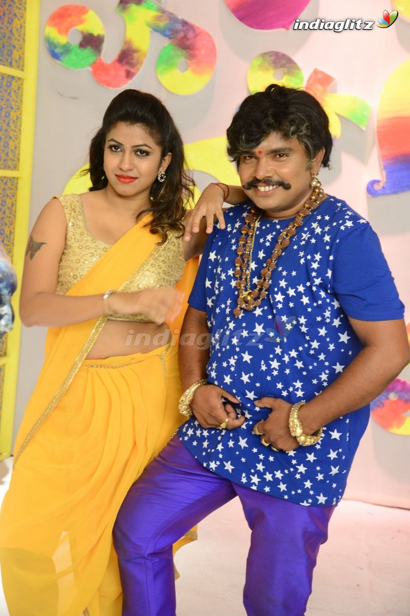 'Kobbari Matta' Song Coverage