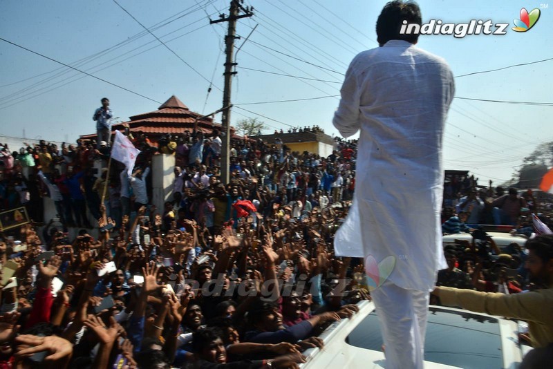 Pawan Kalyan at Konda Gattu Anjeneya Swamy Temple