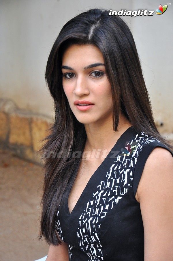 Kriti Sanon Special Gallery