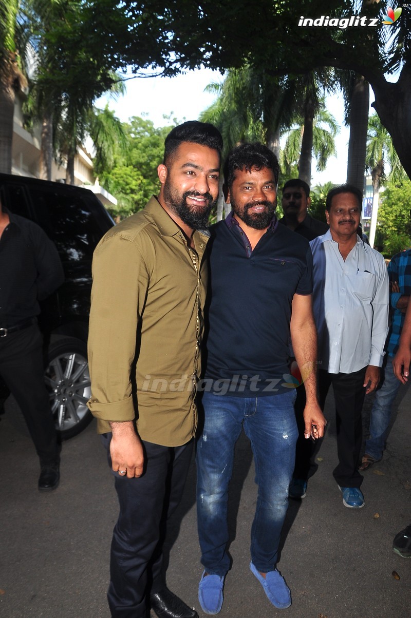 'Kumari 21F' Teaser Launch