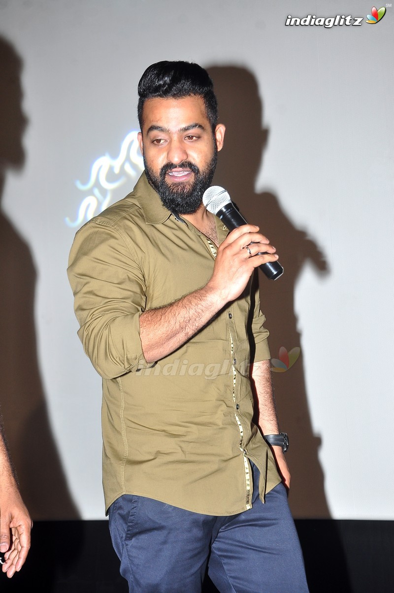 'Kumari 21F' Teaser Launch