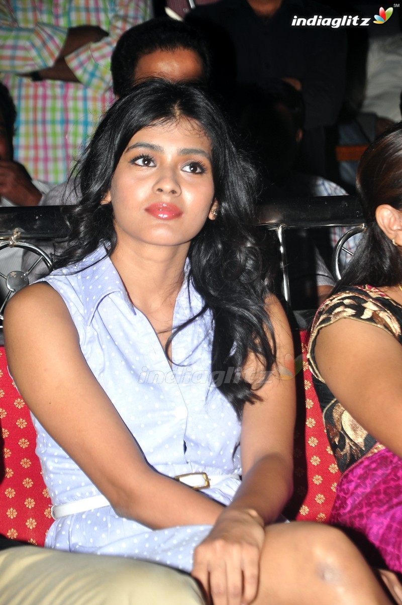 'Kumari 21F' Teaser Launch