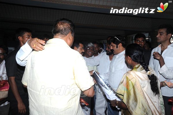 'Legend' 400 Days Celebrations At Yemmiganur Set-1