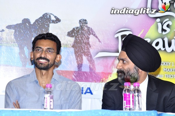 'Life is Beautiful' Press Meet