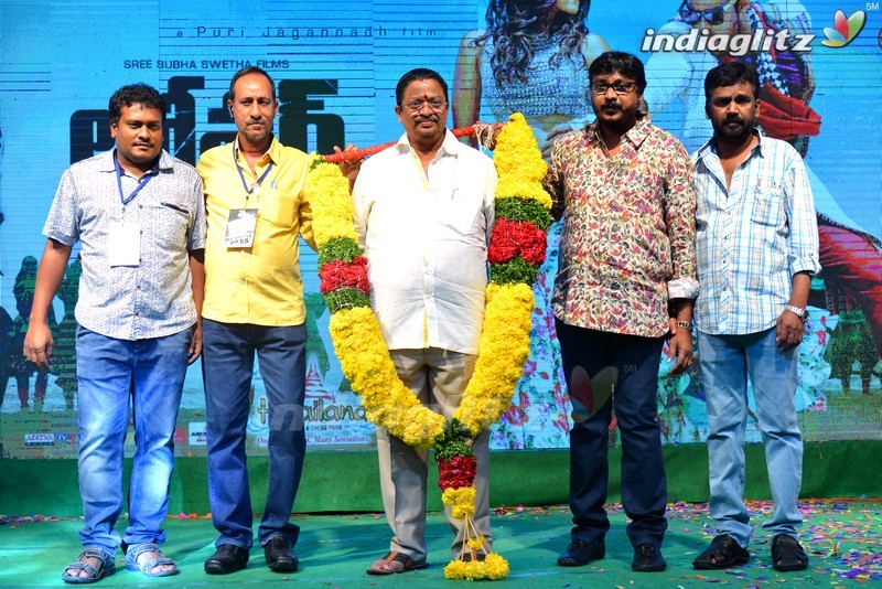 'Loafer' Triple Platinum Disc Function