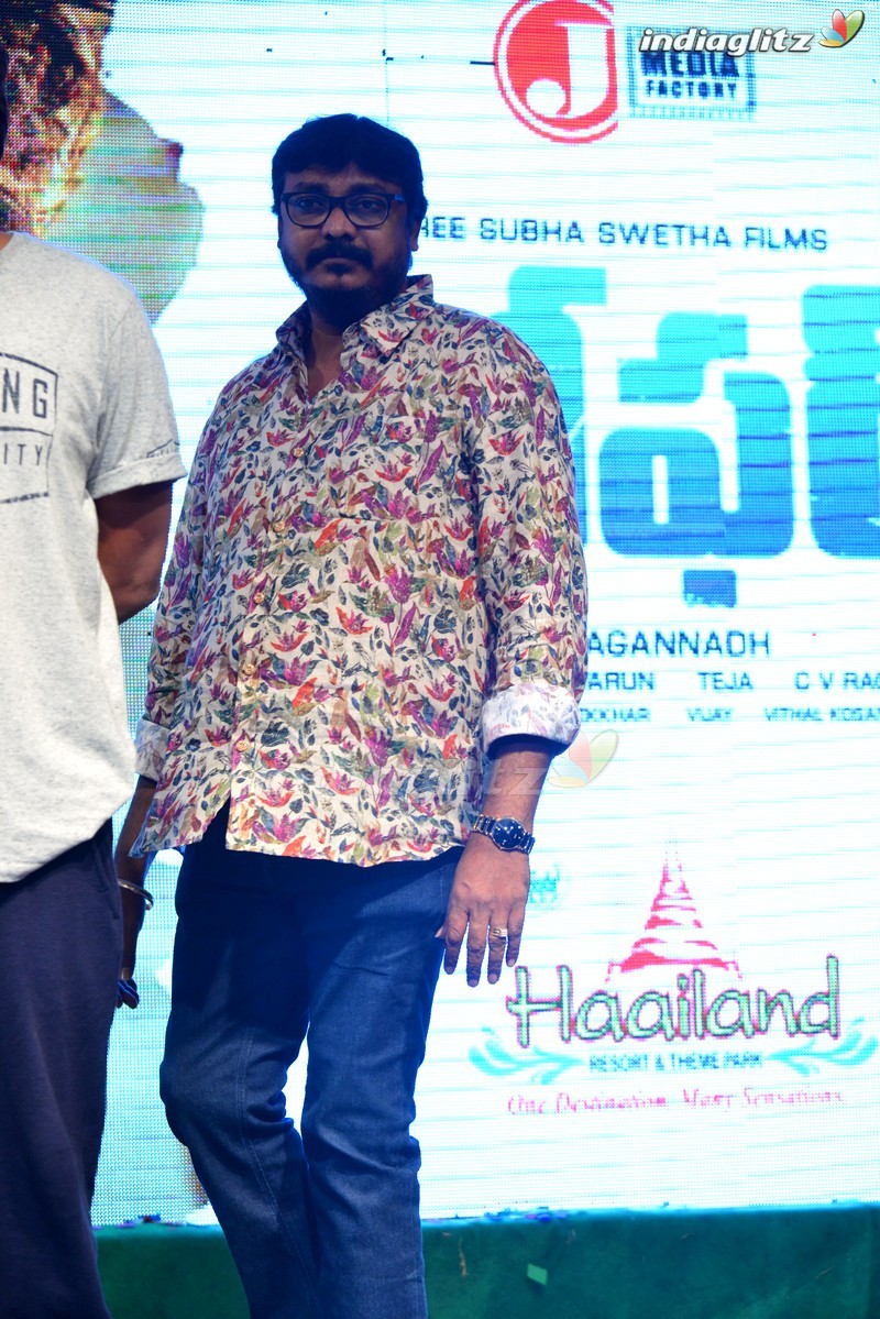 'Loafer' Triple Platinum Disc Function