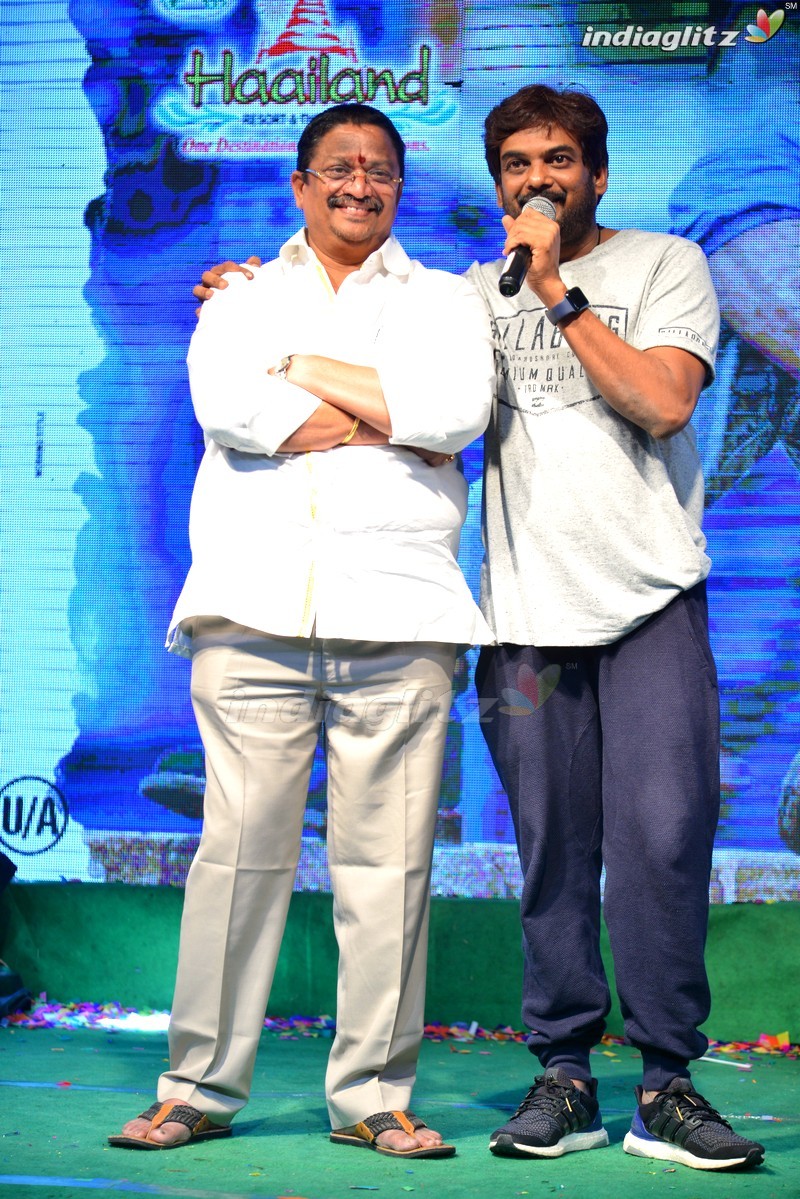 'Loafer' Triple Platinum Disc Function