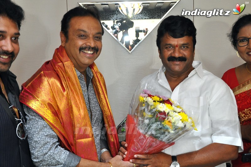 MAA President Naresh Meets Krishna & Krishnam Raju