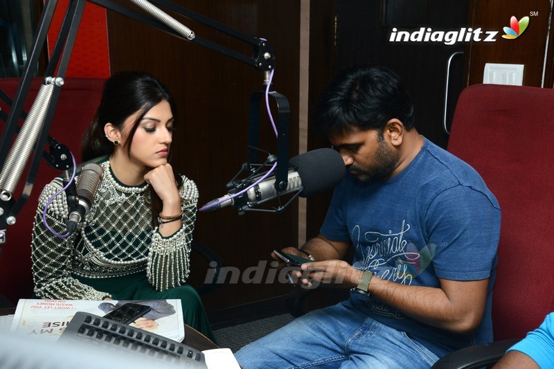 'Mahanubhavudu' Team @ RED FM