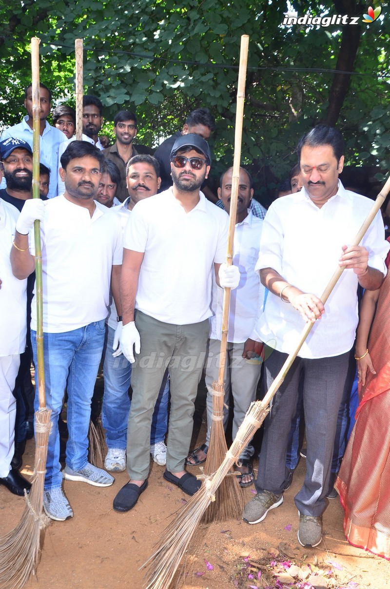 Mahanubhavudu Team Particpates Swachh Bharat at Srinagar Colony