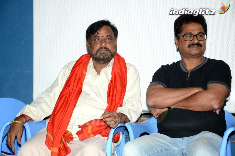 Sivaji Raja Launches 'Mahila Kabbadi' 1st Song