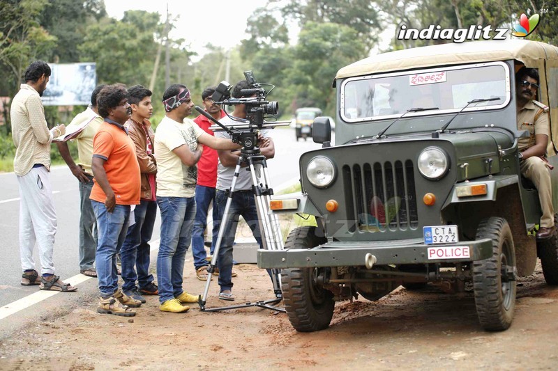 'Malli Vachinda' On Location