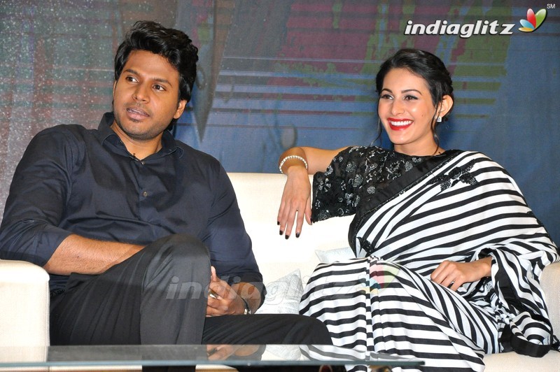 'Manasuku Nachindi' Press Meet