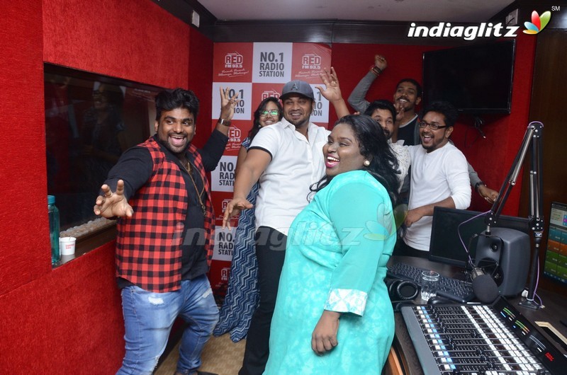 Manchu Manoj 'Okkadu Migiladu' Promotions @ BIG FM