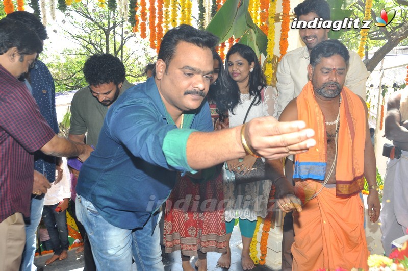 'Meda Meeda Abbayi' Movie Launch