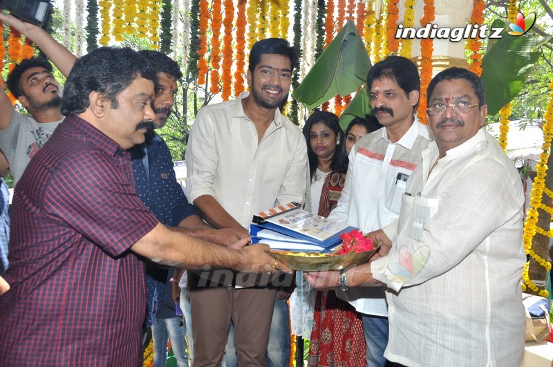 'Meda Meeda Abbayi' Movie Launch