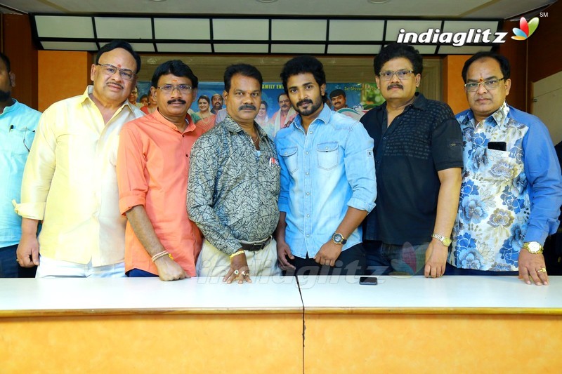 'Naa Maate Vinava' Poster Launch