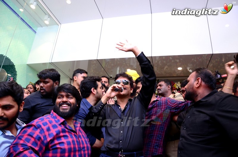 Nagarjuna & Akhil Launches South Indian Shopping Mall @ Abids