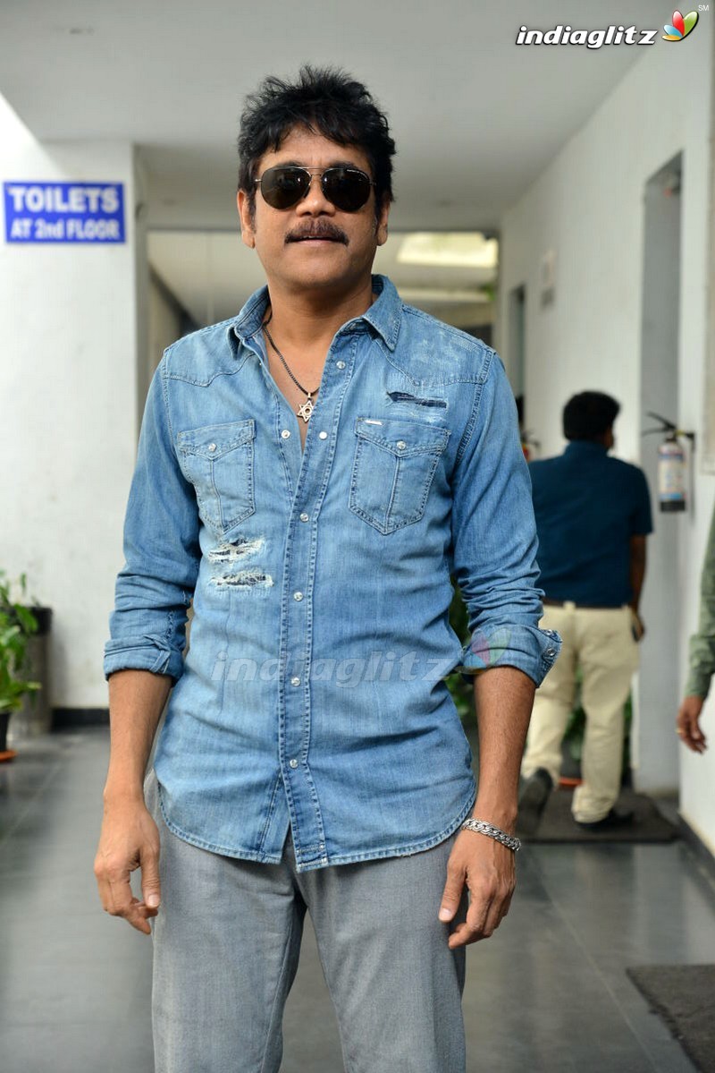 Nagarjuna Press Meet About 'Chi La Sow'