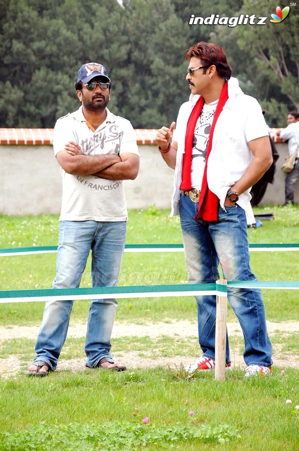 'Namo Venkatesa' On Location