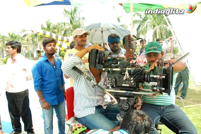 'Nanna Nenu Varsha' On Location